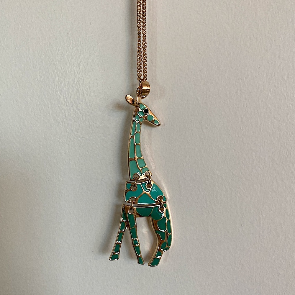 15” chain giraffe pendant necklace